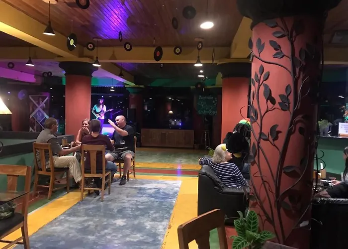 Lake Arenal Brewery & Hotel Hotel 2*
