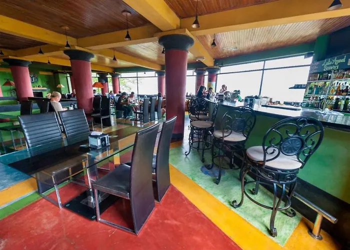Lake Arenal Brewery & Hotel 2* Tilaran
