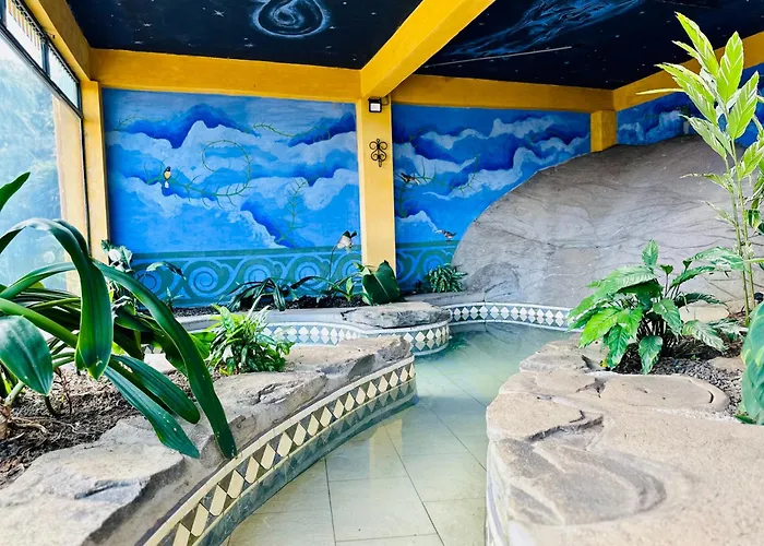 Hotel Lake Arenal Brewery & Hotel